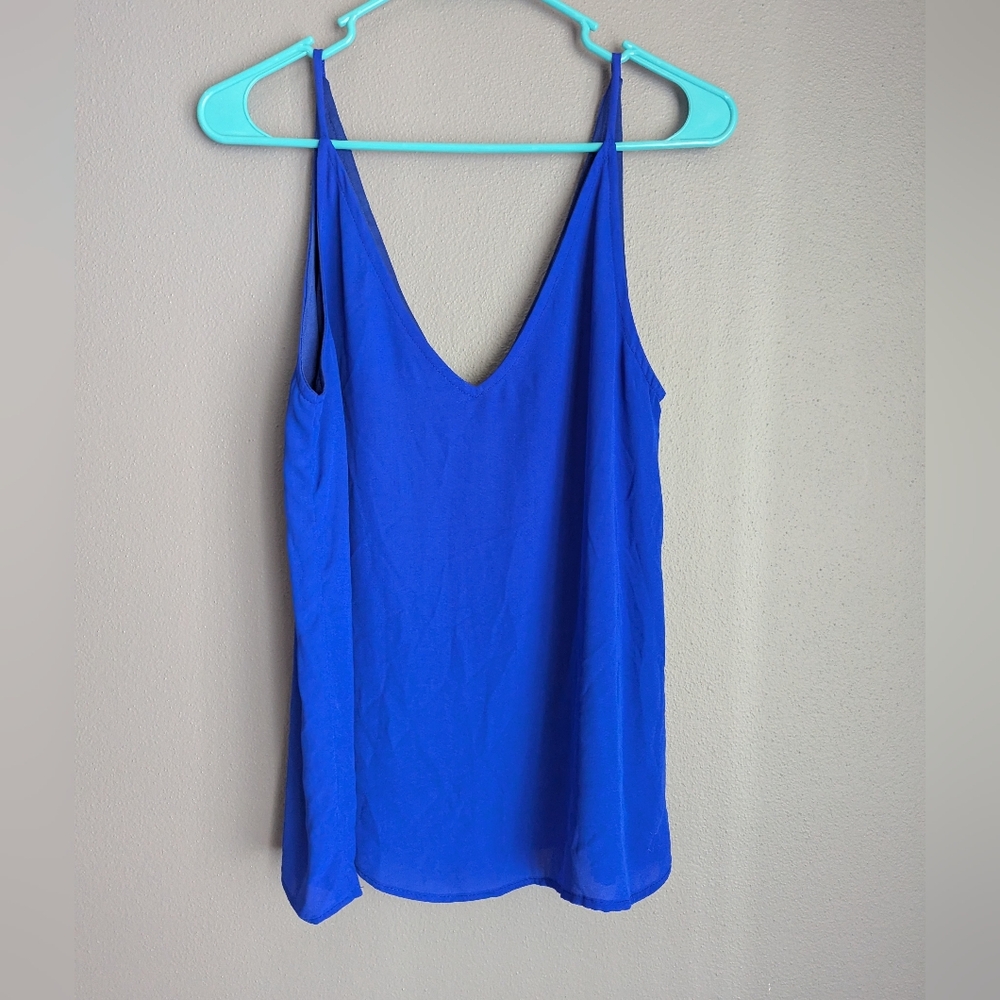 Caramela Cobalt blue tank top no size Or product tag 18x26.